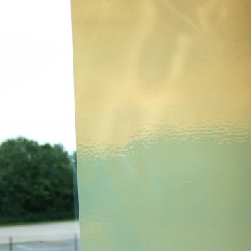 Wissmach String of Pearls Opal Reactive