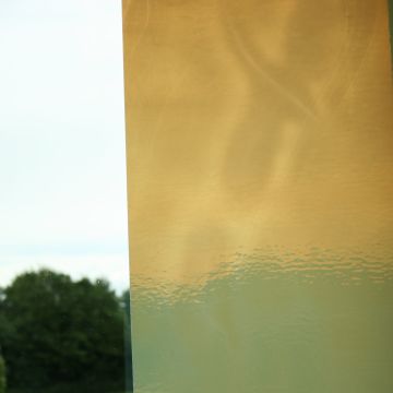 Wissmach Oyster Pearl Opal Reactive